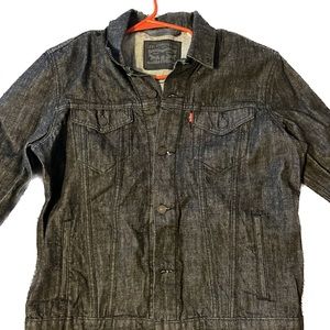 Levi’s black jean jacket.